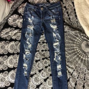 Denim ripped jeans